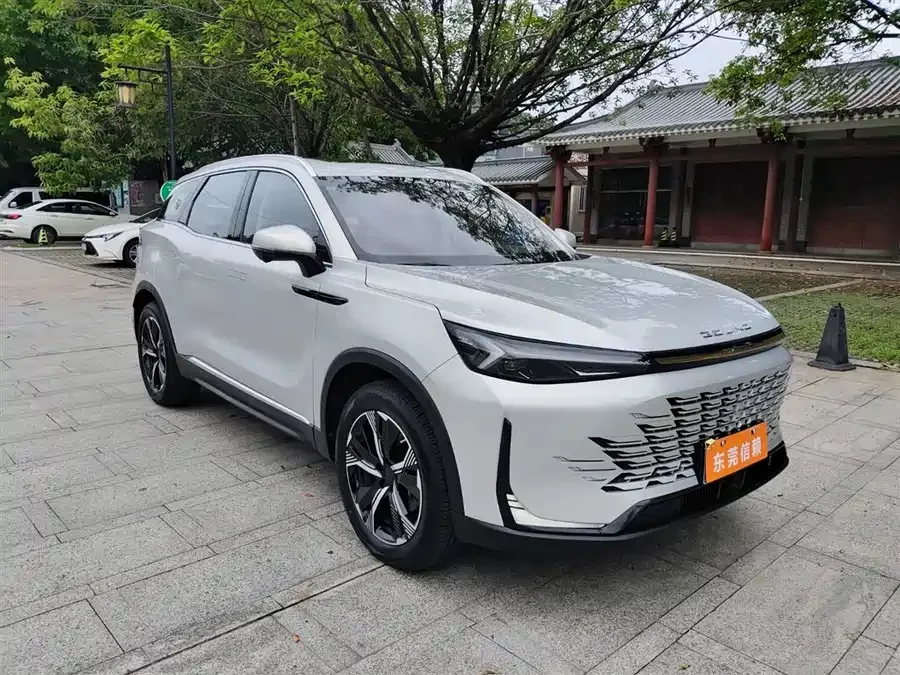 BAIC Beijing X7