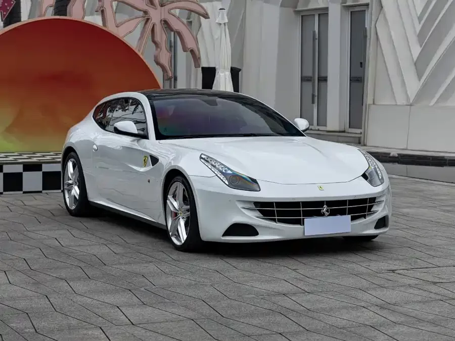 Ferrari FF