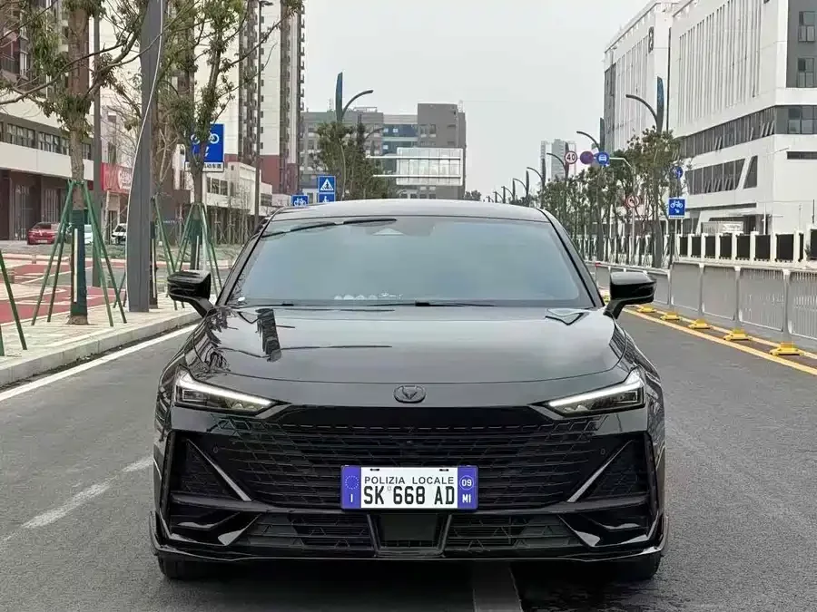 Changan UNI-V
