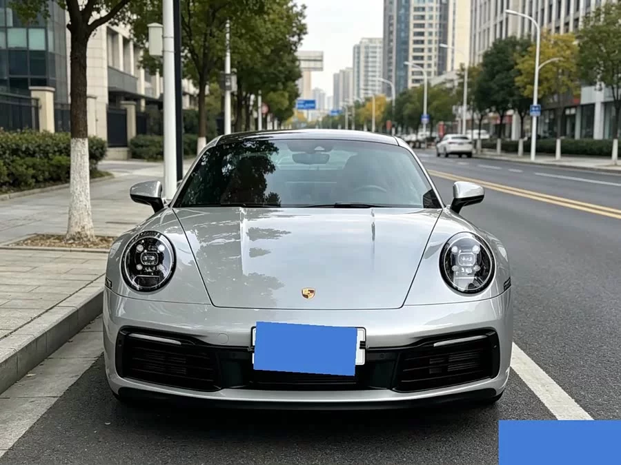 Porsche 911