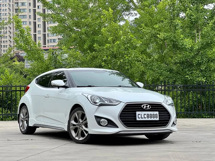 Hyundai Veloster