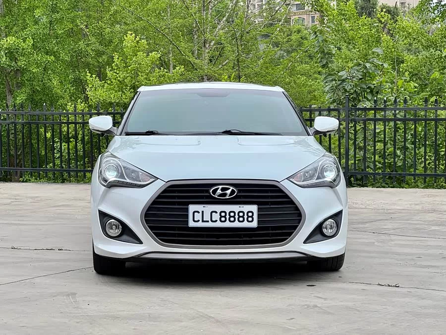 Hyundai Veloster
