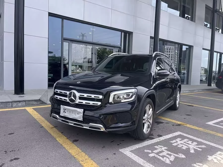 Mercedes Benz GLB