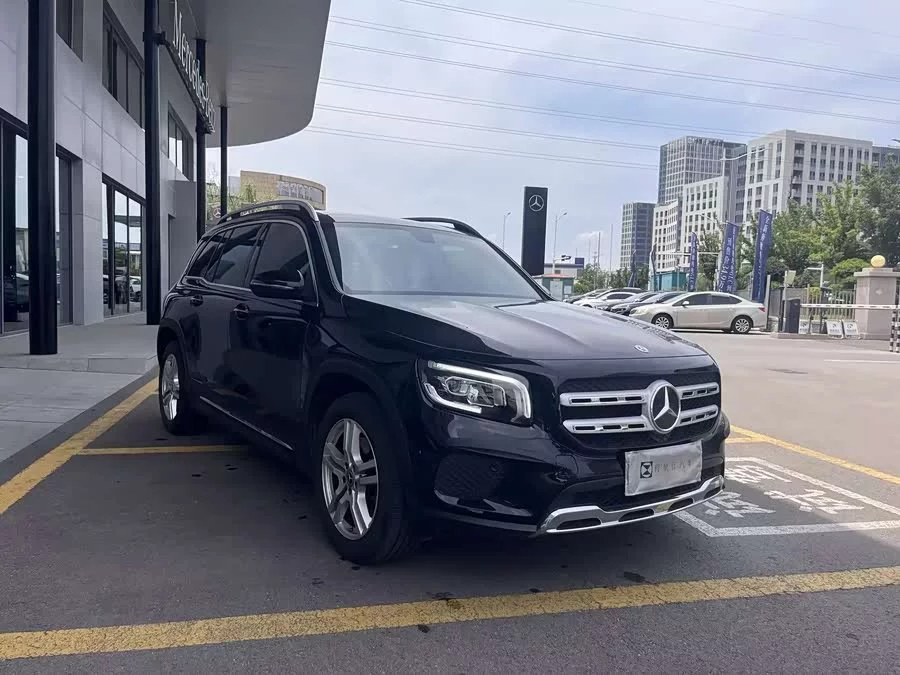 Mercedes Benz GLB
