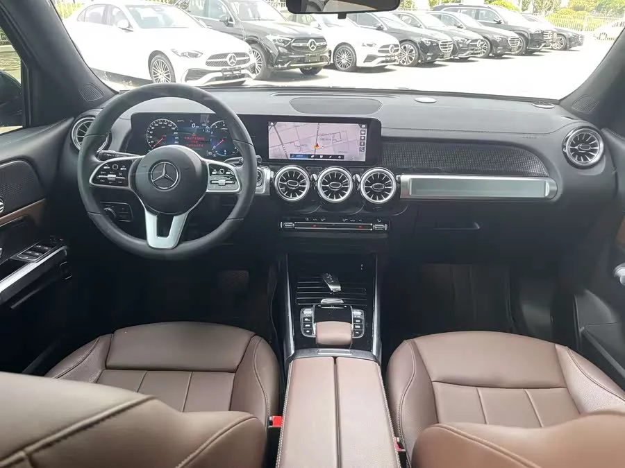 Mercedes Benz GLB