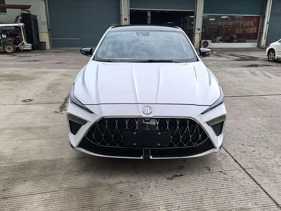 MG 5 Scorpio