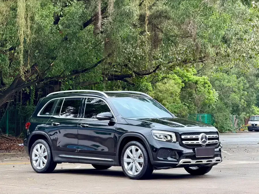 Mercedes Benz GLB