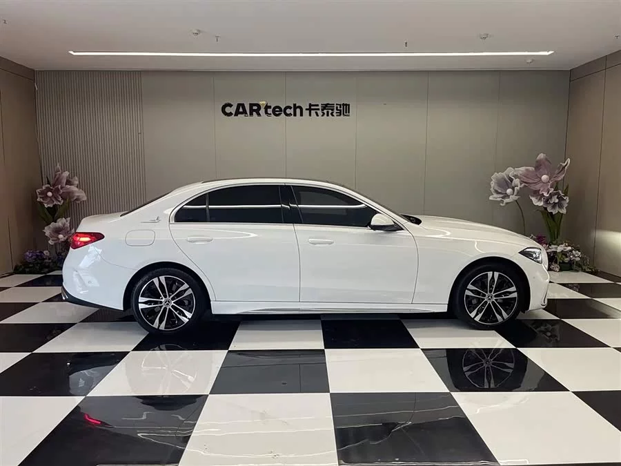 Mercedes Benz C-class new energy