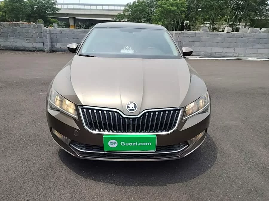 Skoda SuperB