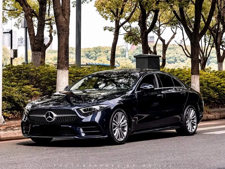 Mercedes Benz CLS