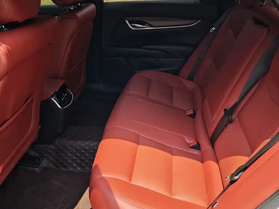 Cadillac XTS