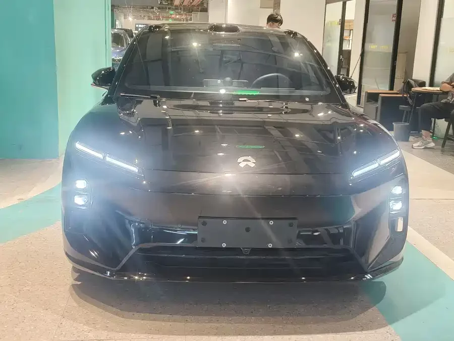 NIO ET5T