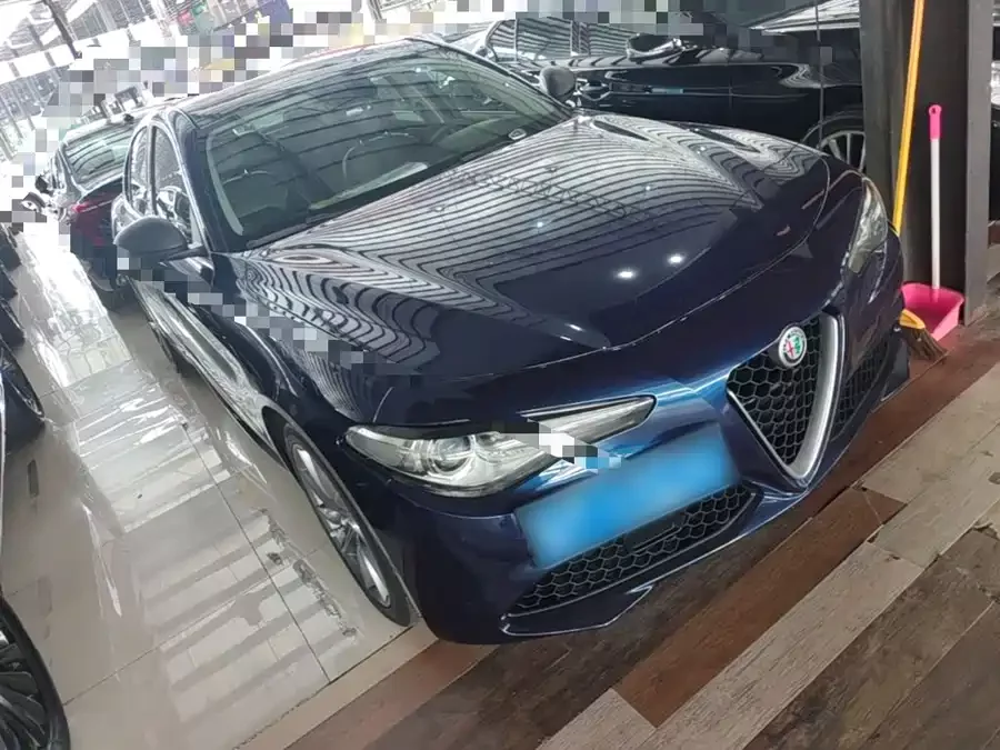 Alfa Romeo Giulia