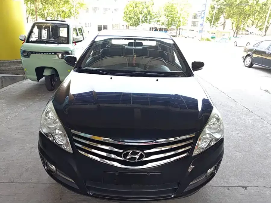 Hyundai Elantra / Celesta