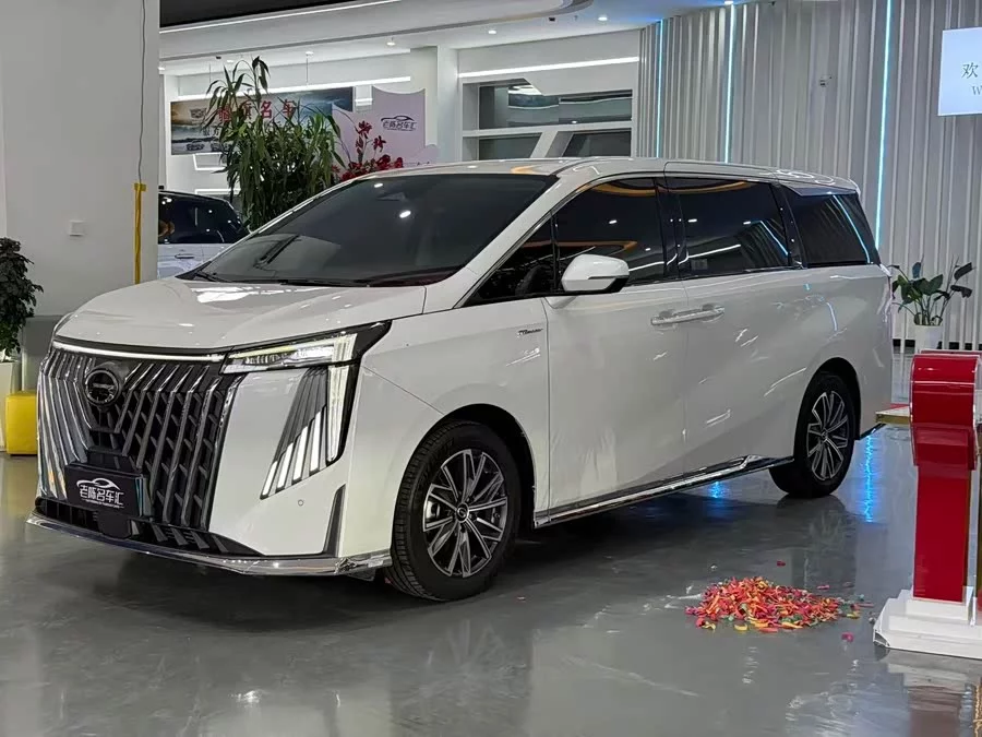 GAC Trumpchi M8