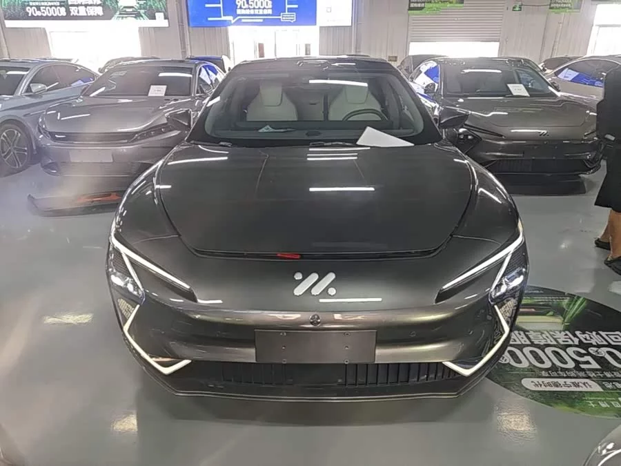 Zhiji L7