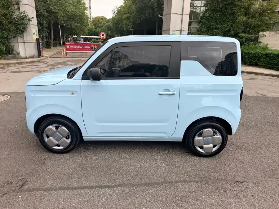 Geely Panda