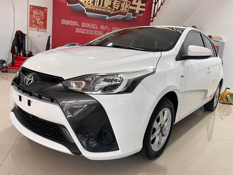 Toyota YARiS L