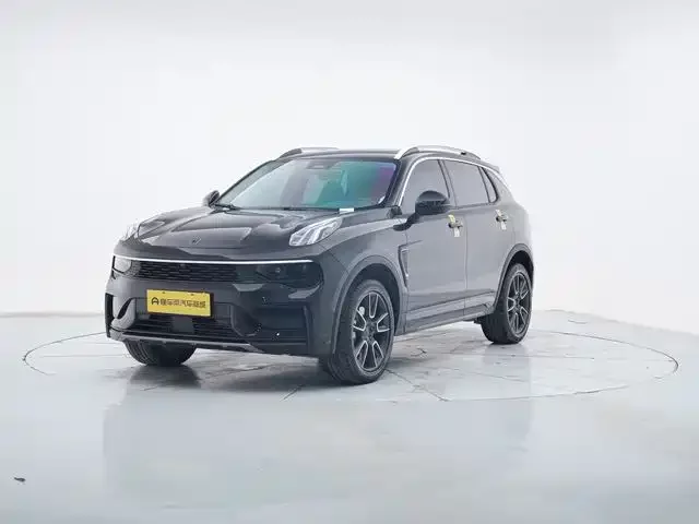 Lynk & Co 01