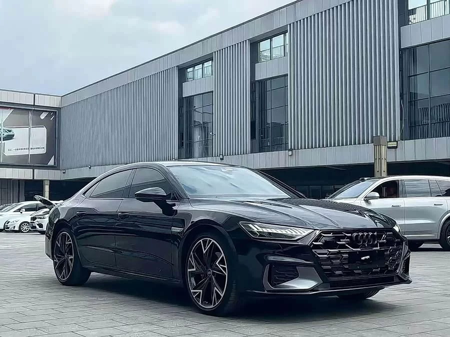 Audi A7L