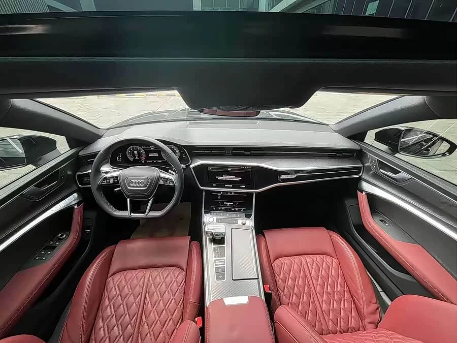 Audi A7L