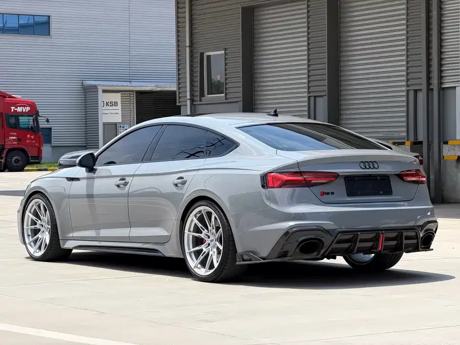 Audi RS 5