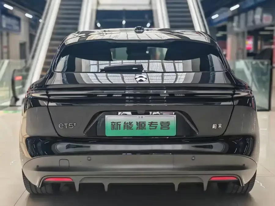 NIO ET5T