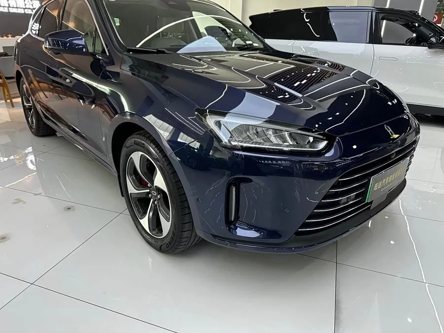 AITO Wenjie M5