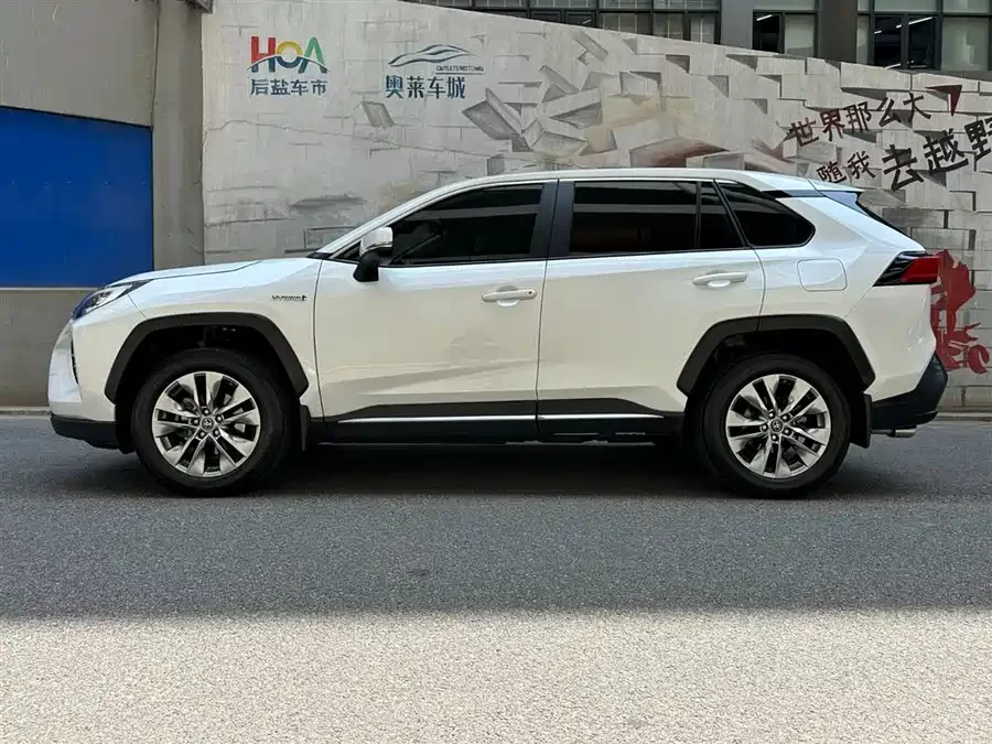 Toyota Wildlander