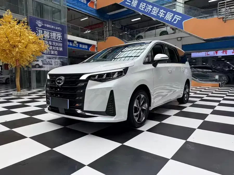 GAC Trumpchi M6
