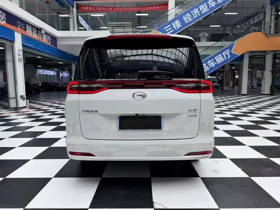 GAC Trumpchi M6