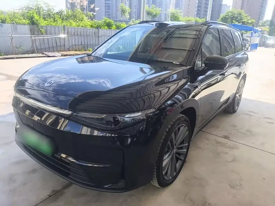 Leapmotor C16