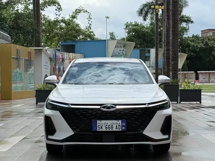 Chery Arrizo 8
