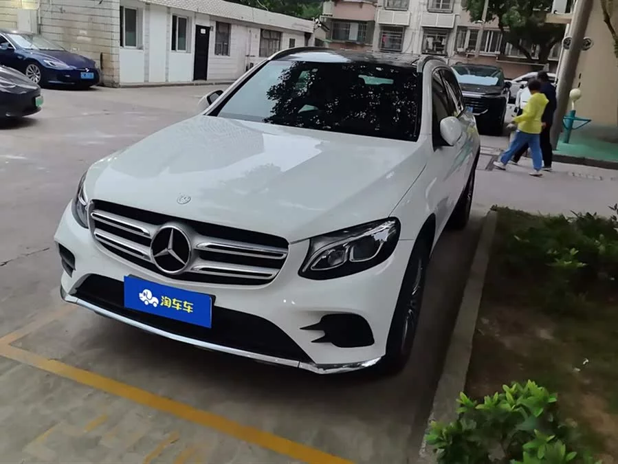 Mercedes Benz GLC
