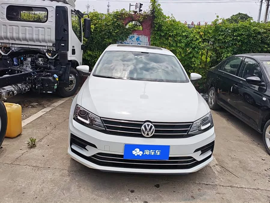Volkswagen Sagitar