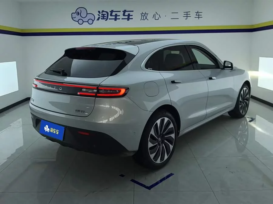 AITO Wenjie M5