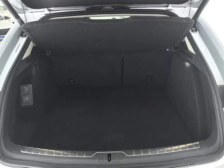 AITO Wenjie M5
