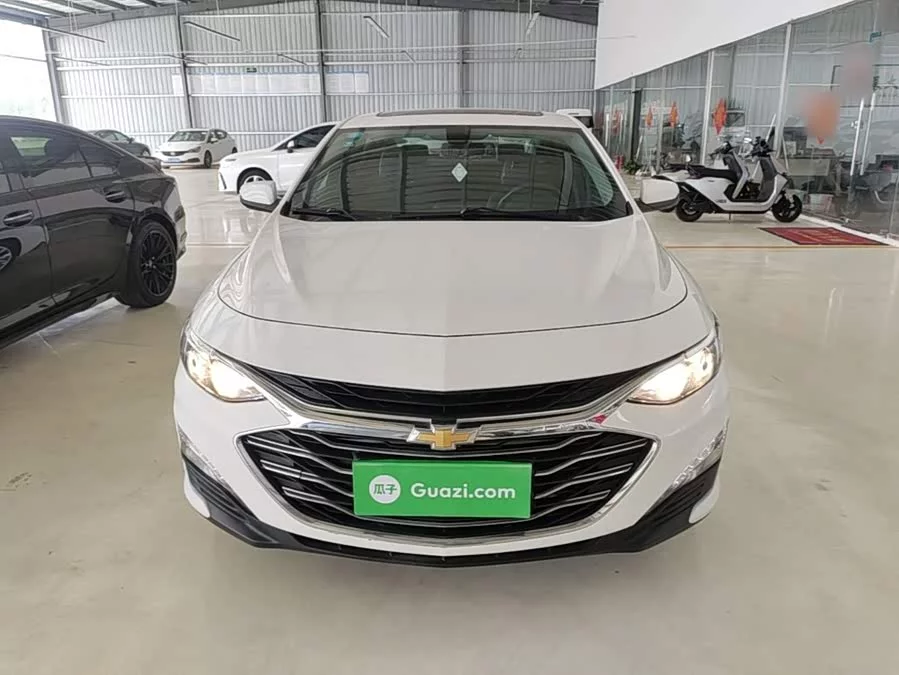 Chevrolet Malibu XL