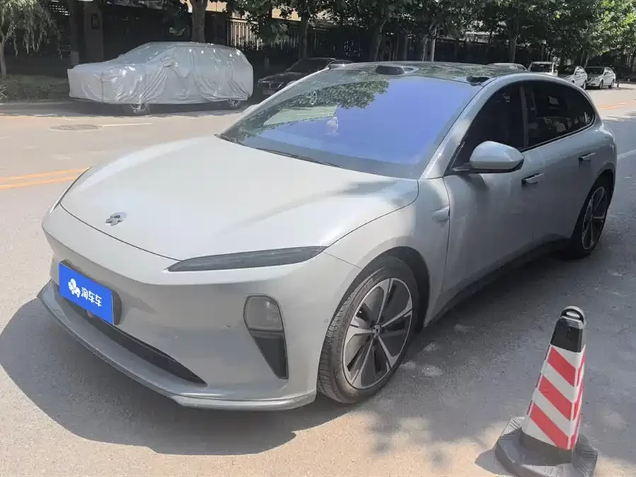 NIO ET5T