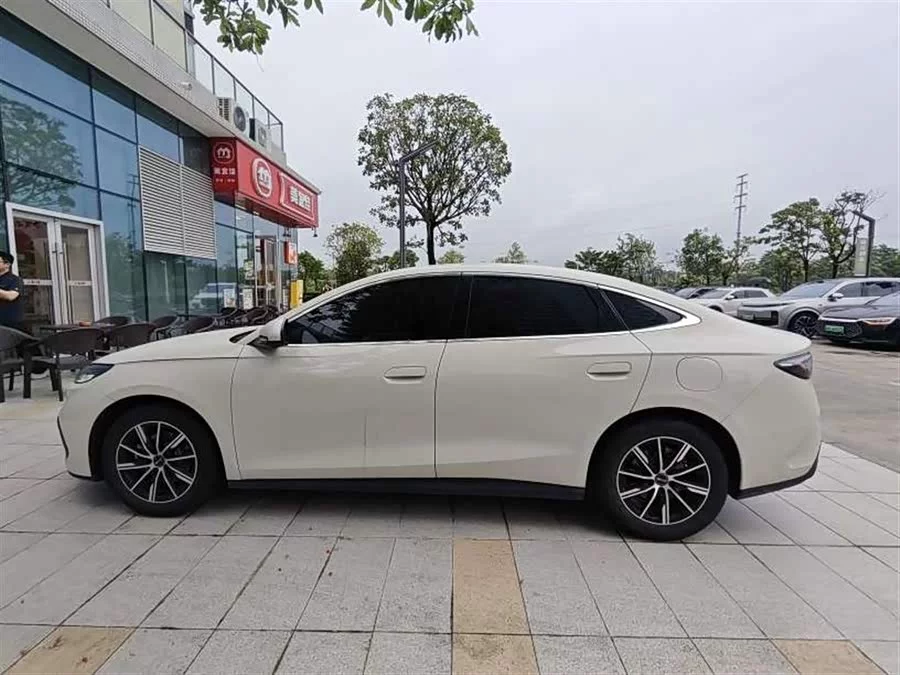 BYD Seal 06