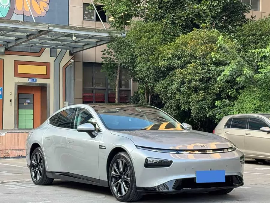 Xpeng P7