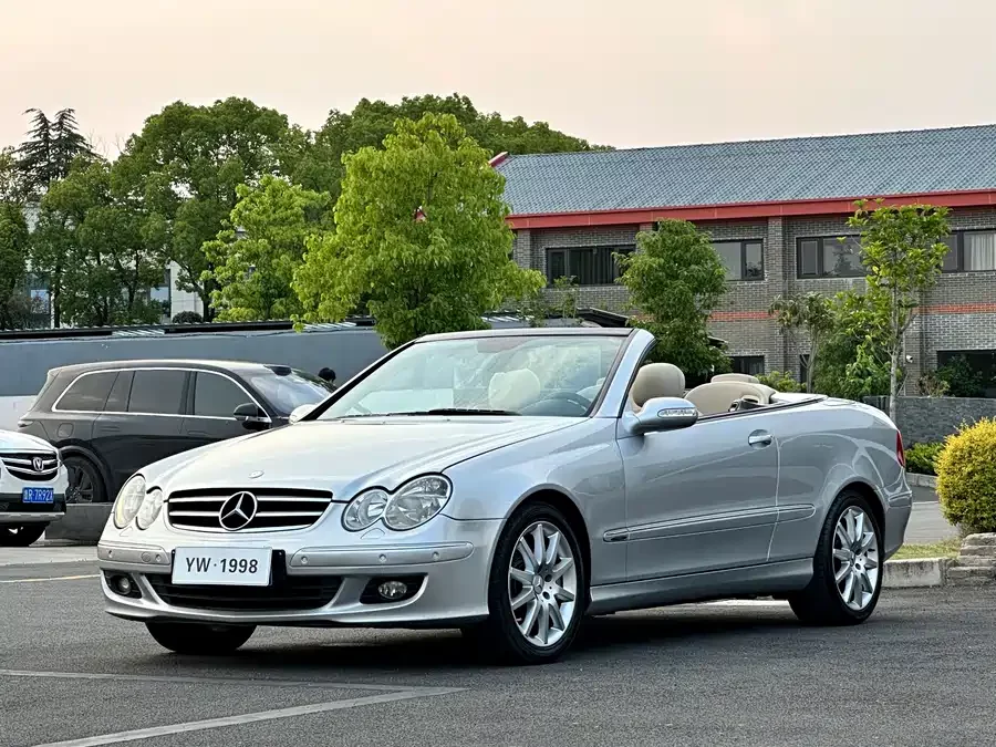 Mercedes Benz CLK level