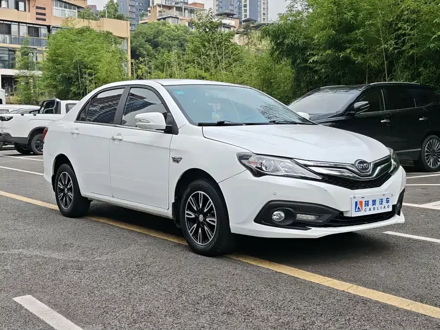 BYD F3