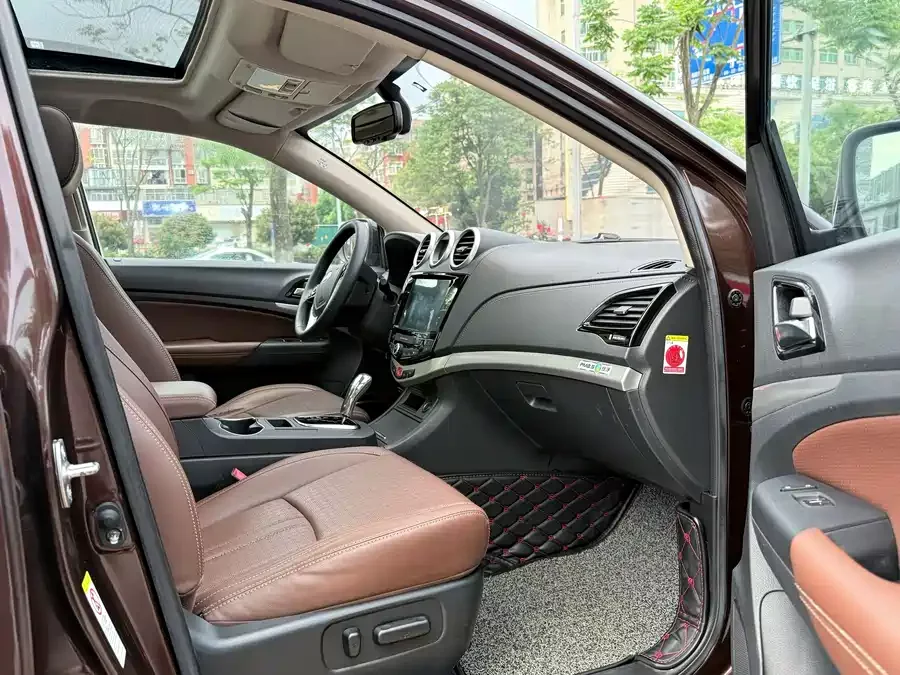 BYD S7