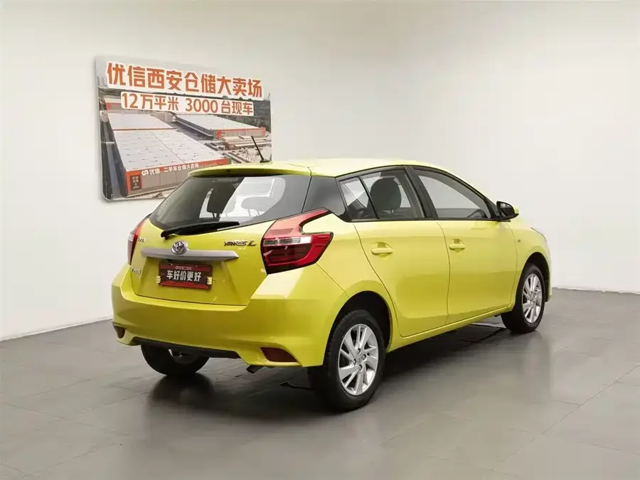 Toyota YARiS L