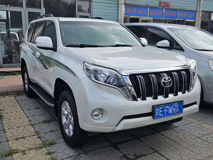 Toyota Prado