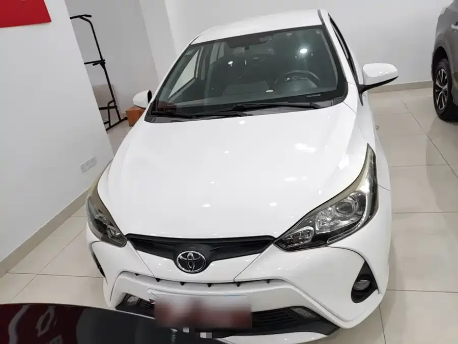Toyota YARiS L Enjoy