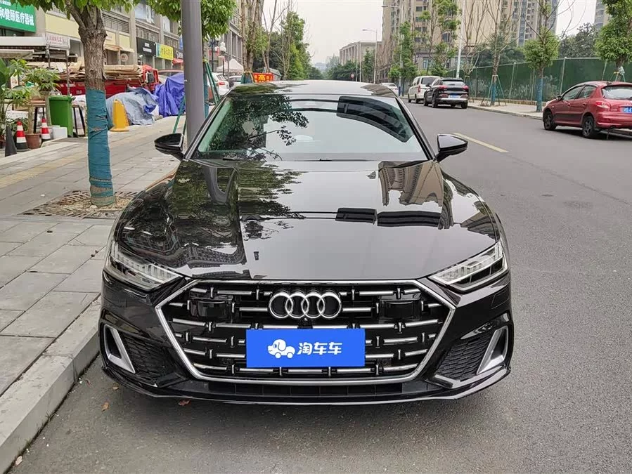 Audi A7L