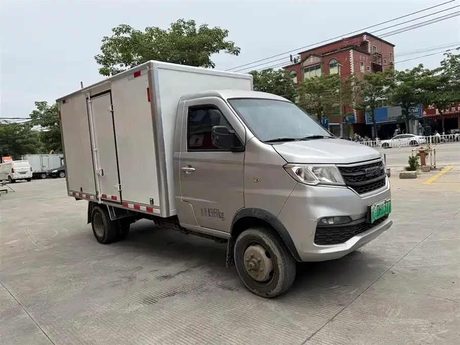 Xinyuan Cars Xinyuan T2S EV