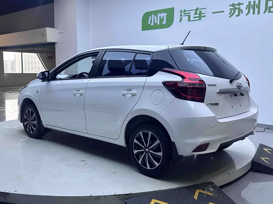 Toyota YARiS L